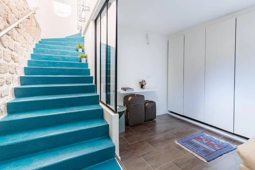 Champs-Elysees/Georgev Superbe Appartement 4P Paris 0*,  France